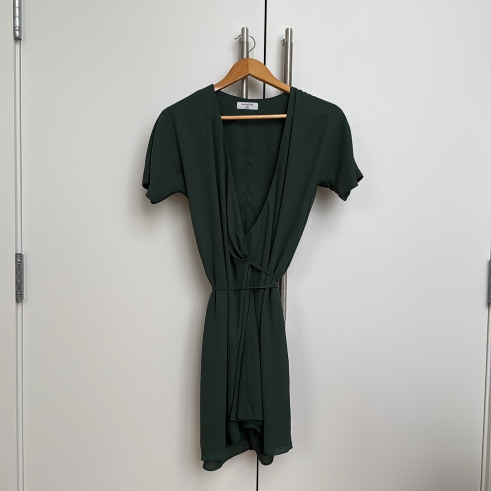 Aritzia Babaton Wallace Wrap Dress in Dionysus size XXS